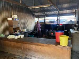 Ein-Blick-in-die-Schulkueche